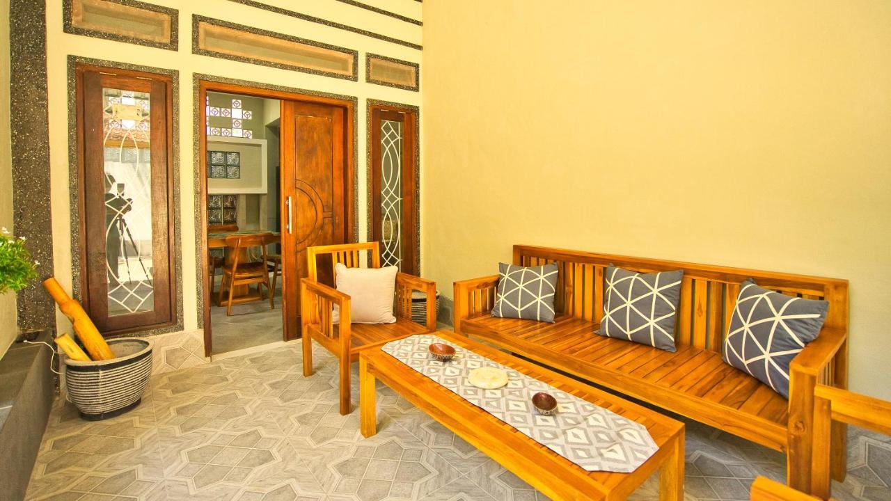Dalai Home Kuta  Экстерьер фото